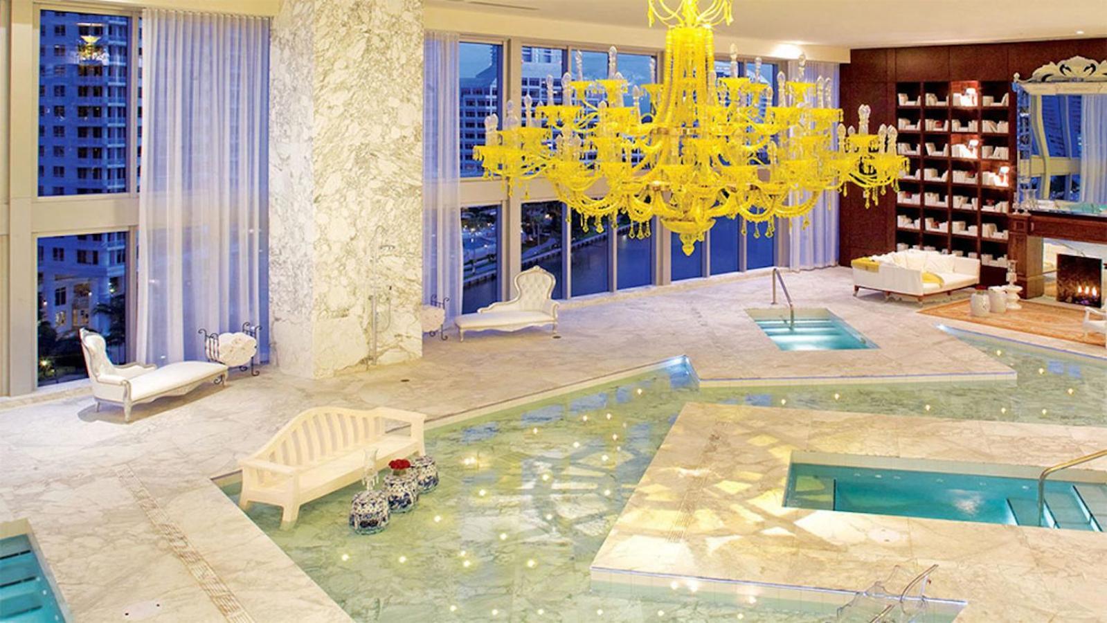 Luxurious Condo At Icon With Views Miami Eksteriør bilde