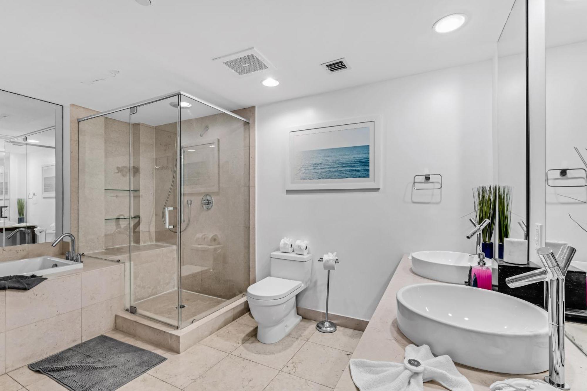 Luxurious Condo At Icon With Views Miami Eksteriør bilde
