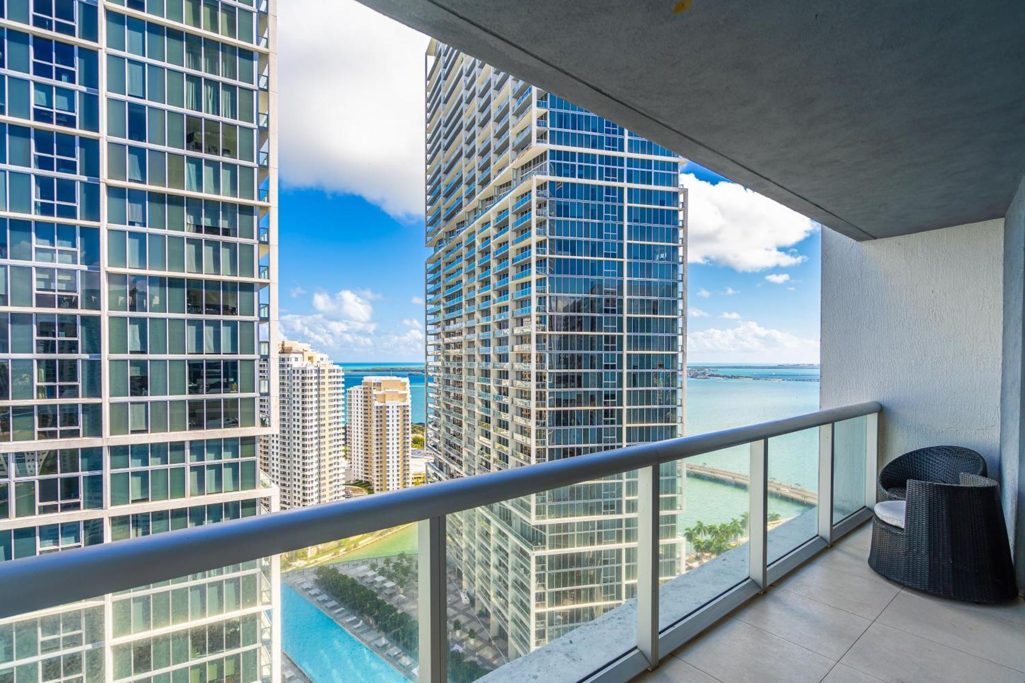Luxurious Condo At Icon With Views Miami Eksteriør bilde