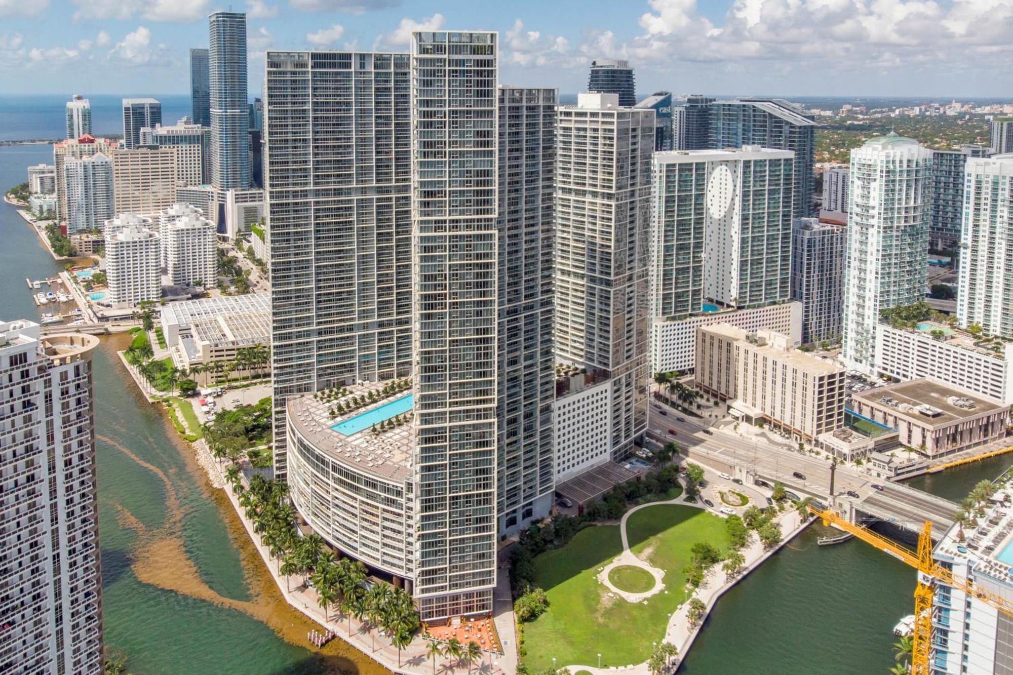 Luxurious Condo At Icon With Views Miami Eksteriør bilde