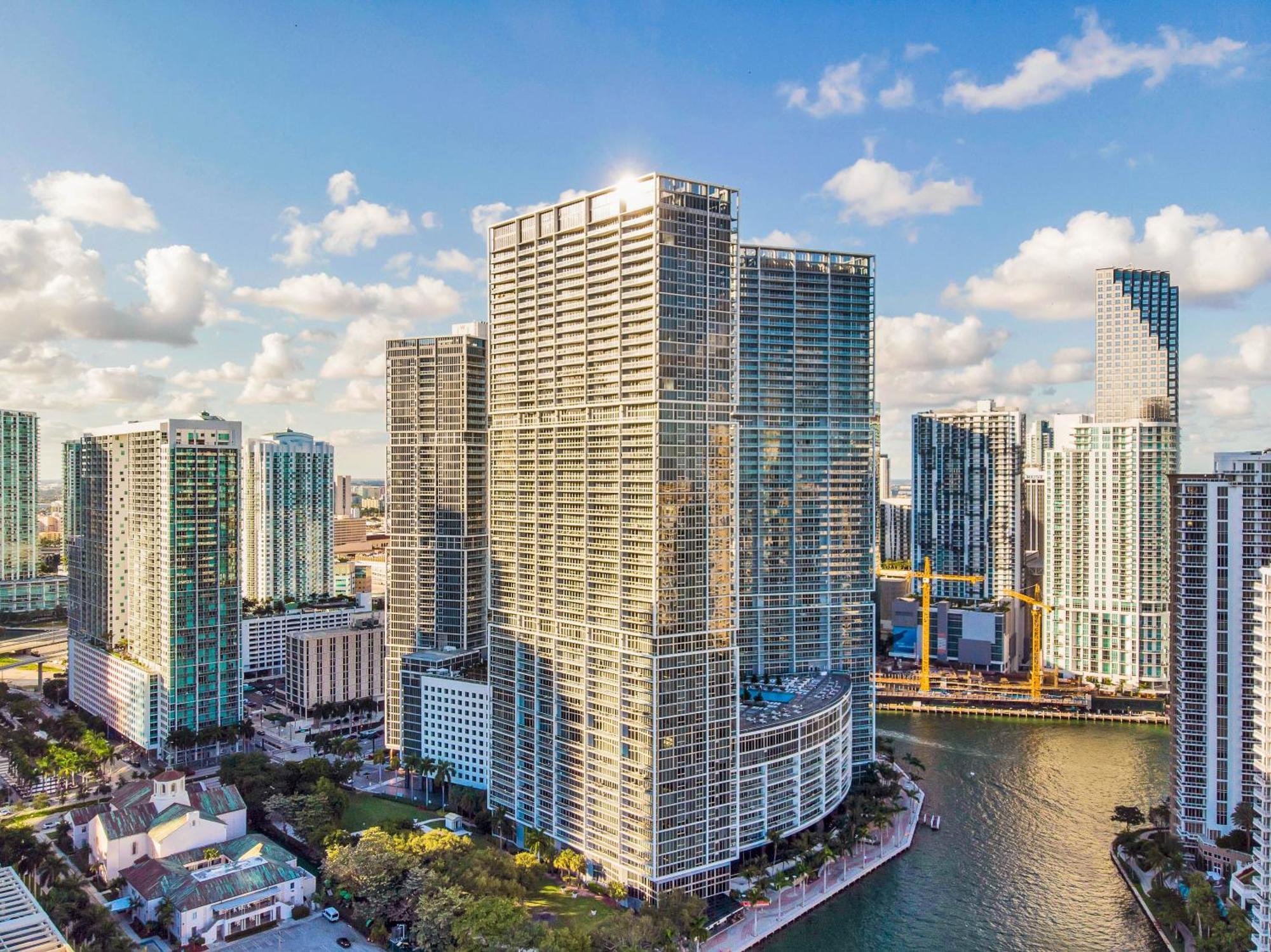 Luxurious Condo At Icon With Views Miami Eksteriør bilde